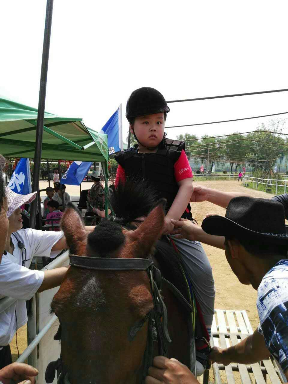 吕含.jpg 吕含.jpg